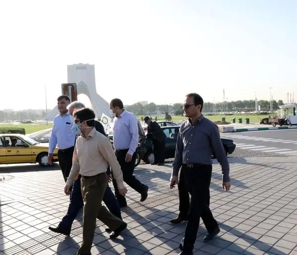 بازدید میدانی شهردار منطقه9 از میدان آزادی