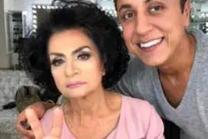 جادوی آرایش برای پیرزن 80 ساله +عکس
