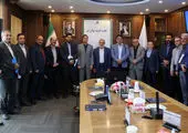 جلسه مشترک مدیران عامل پست بانک ایران و صندوق توسعه فناوری های نوین با هدف بررسی گسترش ارائه خدمات بانک در حوزه فناوری برگزار شد

