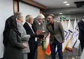 بازدید مدیرعامل پتروشیمی شهید تندگویان از غرفه های صنایع پاییندستی در آخرین روز نمایشگاه ایرانپلاست
