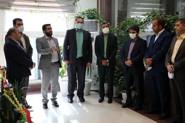 معاونین قبلی و جدید سازمان بهشت زهرا(س) تکریم و معارفه شدند