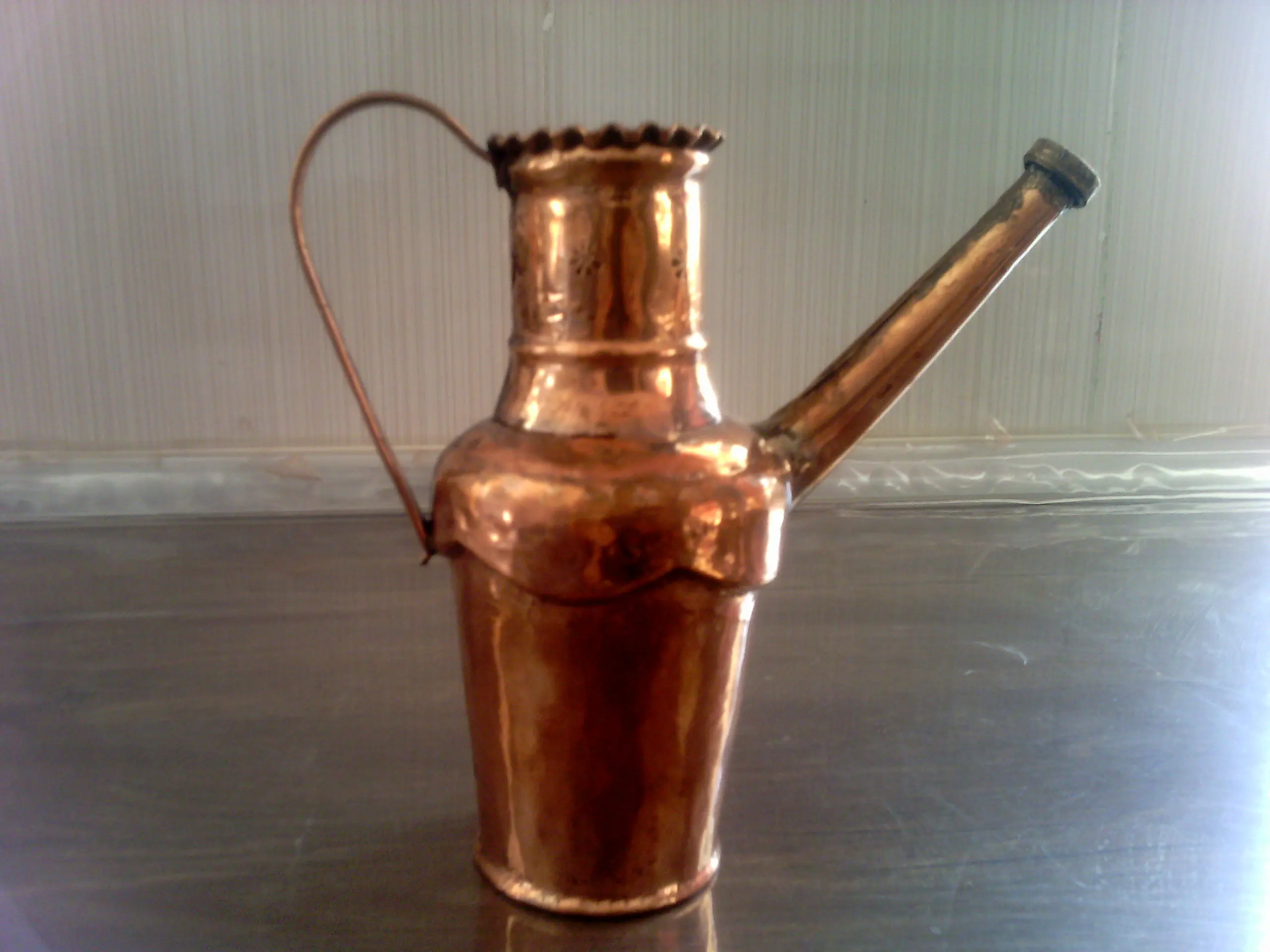 عجیب ترین آفتابه مسی عظیم به وزن ۱۸ کیلوگرم+عکس