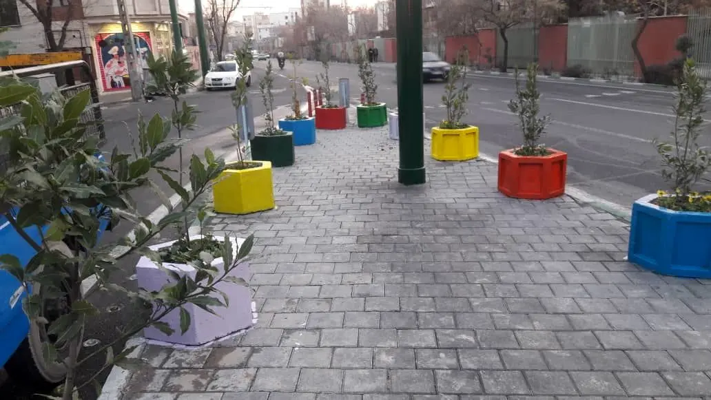 جانمایی گلجای های رنگی در دستور کار شهرداری منطقه۱۳ 

