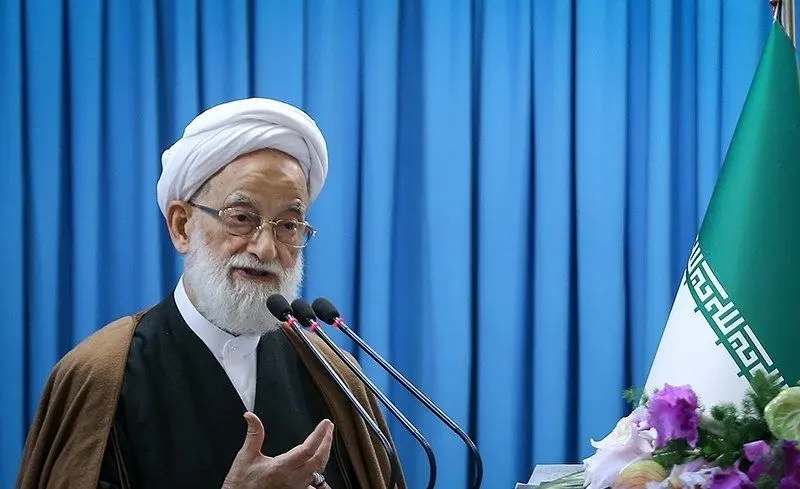 اهانت به مسئولین کمک به دشمنان انقلاب است