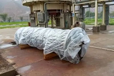 مجموعه تیوب باندل مبدل حرارتی واحد نمکزدایی دهلران تعمیر شد