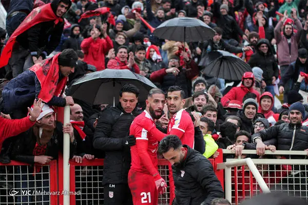 قانون درباره شادی گل دژاگه مقابل استقلال چه میگوید؟