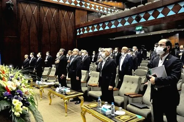 اولویت بانک جذب منابع و کاهش مطالبات معوق است

