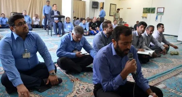 برگزاری مراسم دعای روز عرفه در پتروشیمی شهید تندگویان
