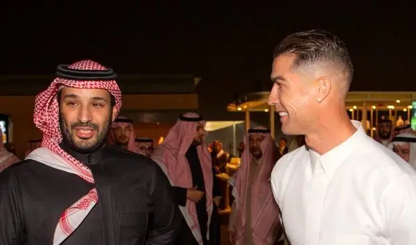 رونالدو و بن‌سلمان خفاش‌ها را می‌خرند 