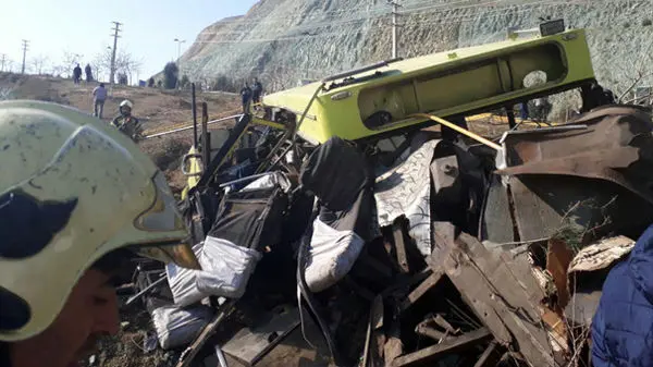 شمار قربانیان دانشگاه آزاد 10 تن شد