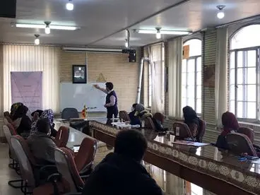 "هنرهای سنتی به نسل جوان منتقل میشود"