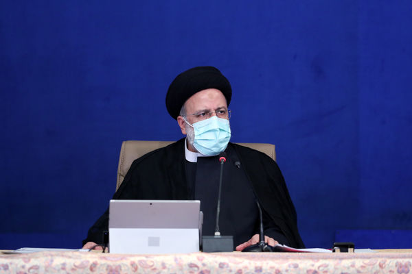 عوامل مداخله‌گر در بازار ارز را شناسایی کنید