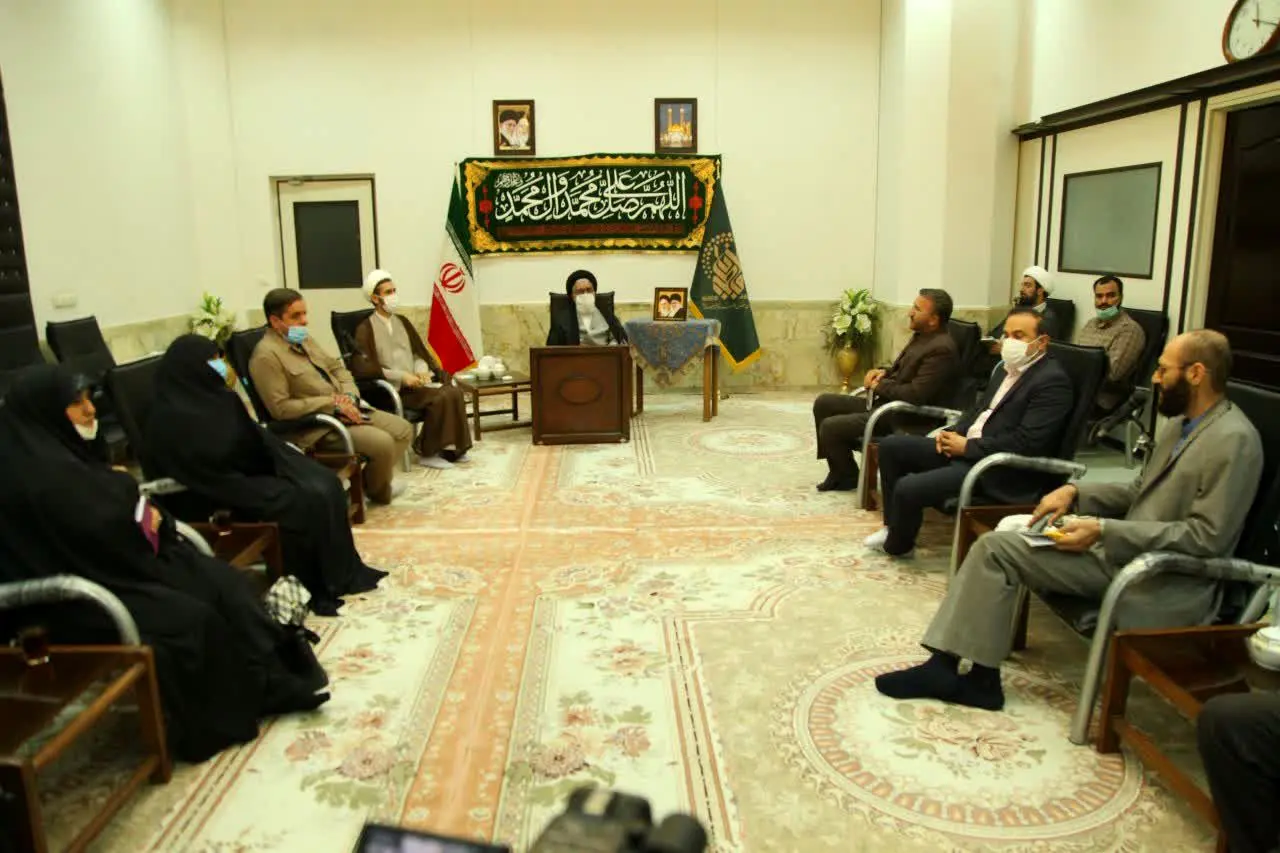 دیدار اعضای مردمی مجمع هماهنگی نیروهای جبهه انقلاب با آیت‌الله سعیدی

