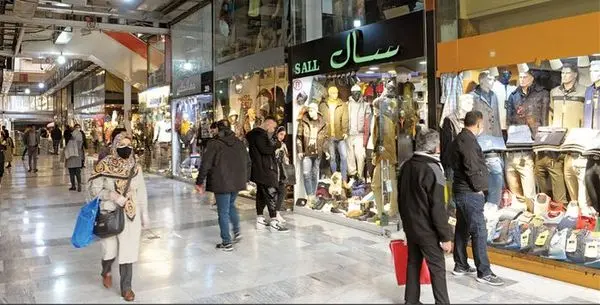 پوشاک از لیست خرید خانواده ها حذف شد /افزایش تقاضا برای مدل های ارزان و کم کیفیت!