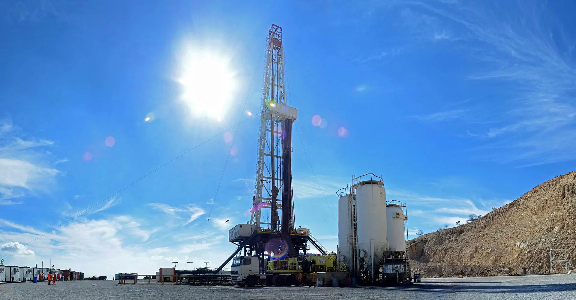 ایران و عمان در بخش حفاری همکاری می‌کنند