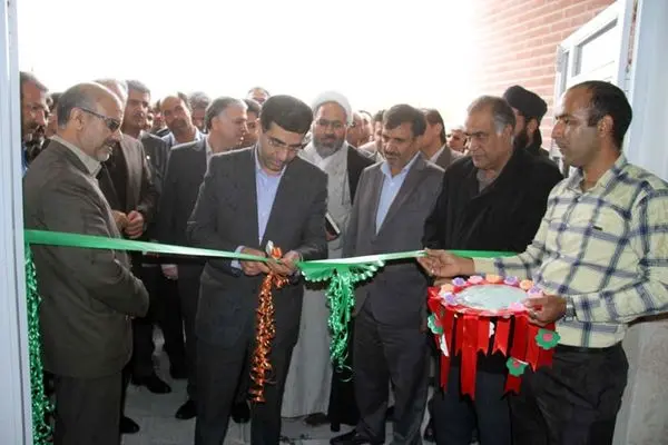 مدرسه "شهدای بانک رفاه" در روستای فندخت افتتاح شد