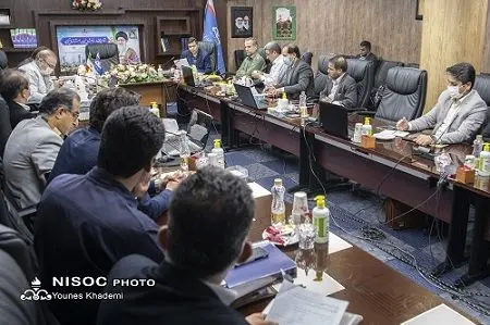 موافقت مدیران مناطق نفتخیز جنوب بر استمرار نوبتکاری ۱۲ ساعته

