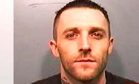 سرنوشت مردی که می خواست چشمهای یک نوزاد را از حدقه در آورد+عکس