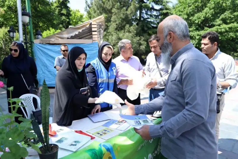 بوستان ملت و محوطه پیرامونی آن در منطقه ۳ پاکسازی شد

