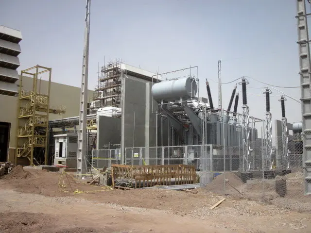 ترانس نخستین واحد نیروگاه مهتاب کویر برق‌دار شد