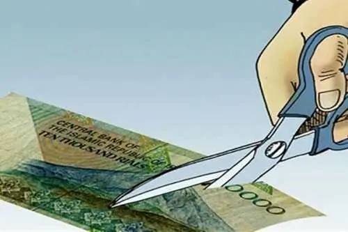 حذف ۴ صفر اثر تعیین‌کننده‌ای بر تقویت پول ملی ندارد