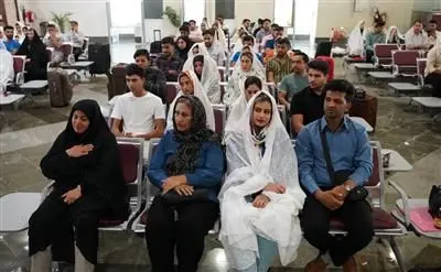 کاروان ۵۰ زوج بوشهری برای شروع زندگی عازم شهر مقدس مشهد شدند