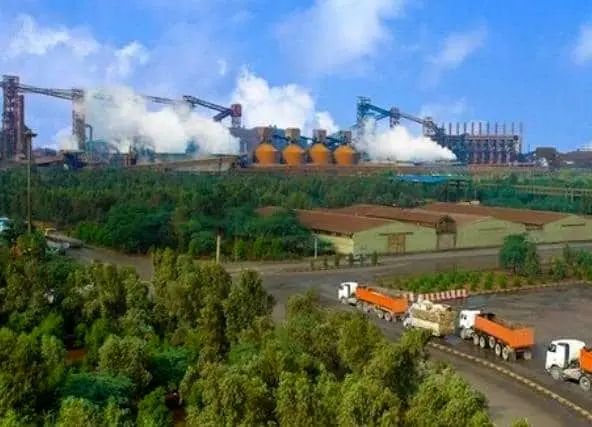 اعطای نشان طلایی اجلاس جامع مدیریت برتر توسعه و کسب و کار به فولاد خوزستان