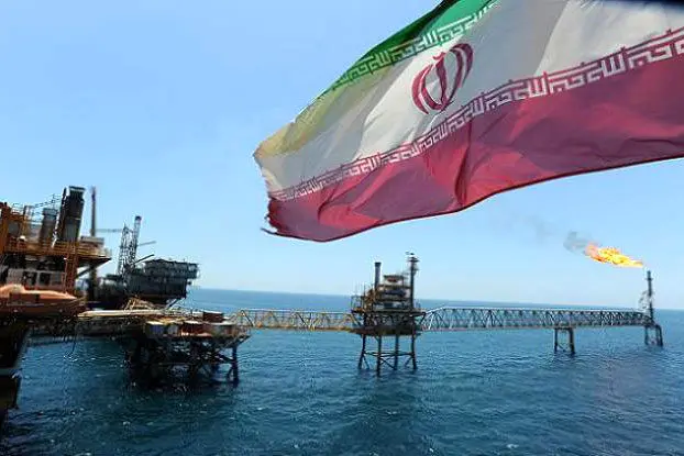 تحریم نفتی ایران تهدیدی برای اقتصاد آسیا و جهان است