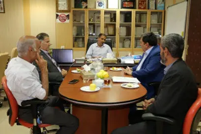 دیدار مدیرمخابرات منطقه مرکزی با اعضای هیئت مدیره کانون بازنشستگان مخابرات اراک

