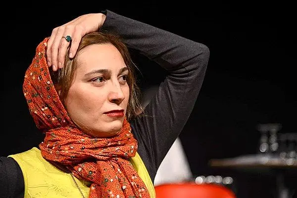 بازیگر زن مشهور و دو قلوهایش که به تازگی متولد شده اند+عکس
