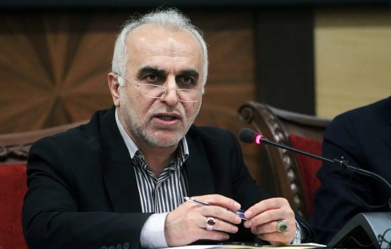 لزوم بهره مندی از نظریه های سازگار با اقتصاد ایران