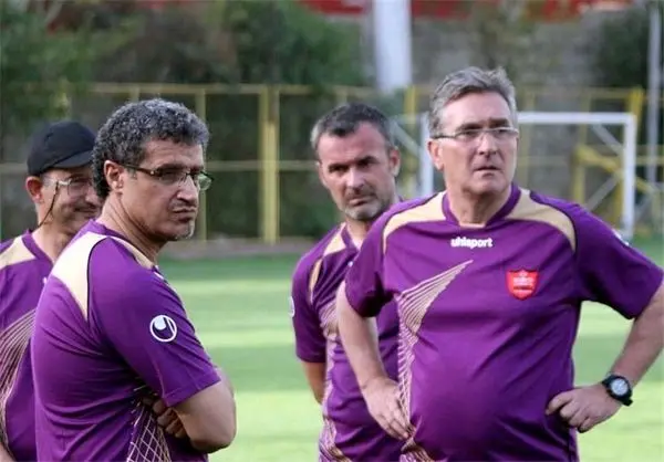 برانکو به این راحتی پرسپولیس را رها نمی کند/ درباره پیوستن منشا به استقلال اطلاعی ندارم