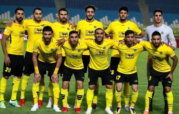 قلعه نویی کدام بازیکن را کنار می گذارد؟