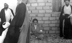 وضوی امام خمینی در بیابانهای بصره +تصاویر