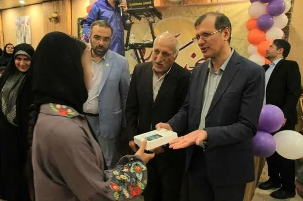 شادی و لبخند کودکان کار برای آرزوهایی که محقق شد 

