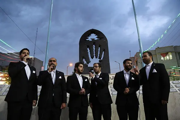 همراه با شهروندان در لحظات دعا و مناجات

