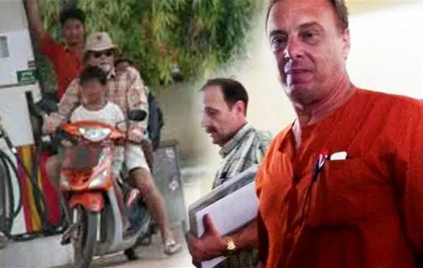 سواستفاده شیطانی مدیرعامل یک شرکت هواپیمایی از دختر جوان + عکس