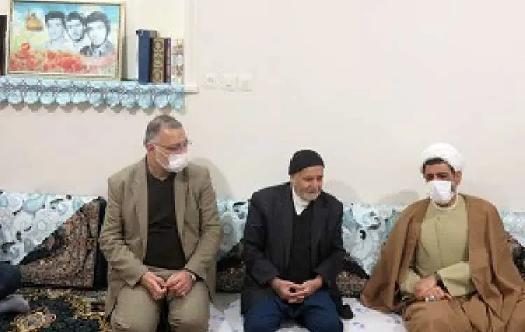  خانواده شهدا منشا خیر و برکت هستند

