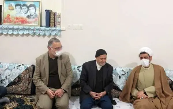 خانواده شهدا منشا خیر و برکت هستند