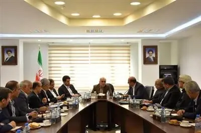 تاکید وزیر اقتصاد بر اجرای حاکمیت شرکتی و استقرار بانکداری دیجیتال
