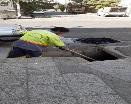 پاکسازی انهار منتهی به مراکز آموزشی منطقه  15