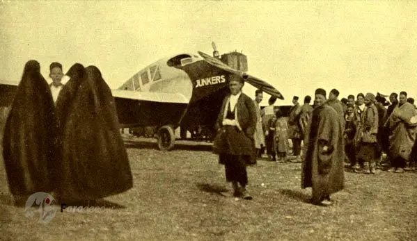 اولین پرواز هواپیما در آسمان ایران +تصاویر