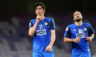 تبریزی پس از گل چه کسانی را به سکوت دعوت کرد؟