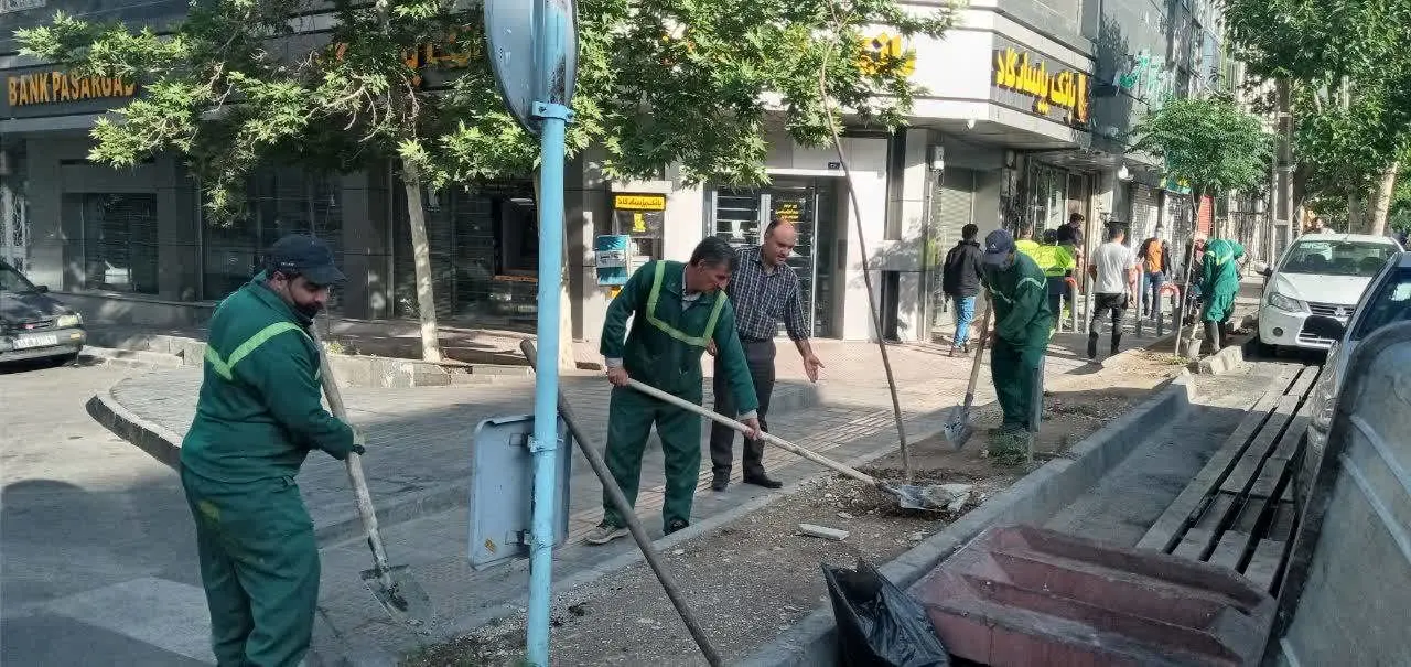 ‍ آراستگی سی متری نیروی هوایی در طرح پنجشنبه های نگهداشت شهر
