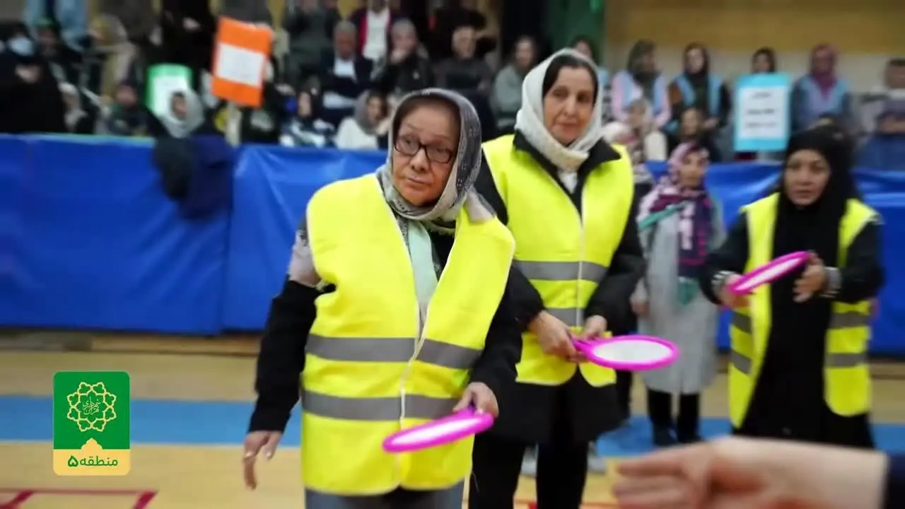 رقابتی پر از شور و نشاط/ سالمندان منطقه ۵ در مسیر قهرمانی گنجینه پویا



