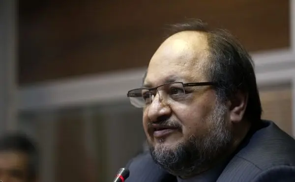 طرح استیضاح وزیر صنعت به هیات رییسه مجلس ارائه شد