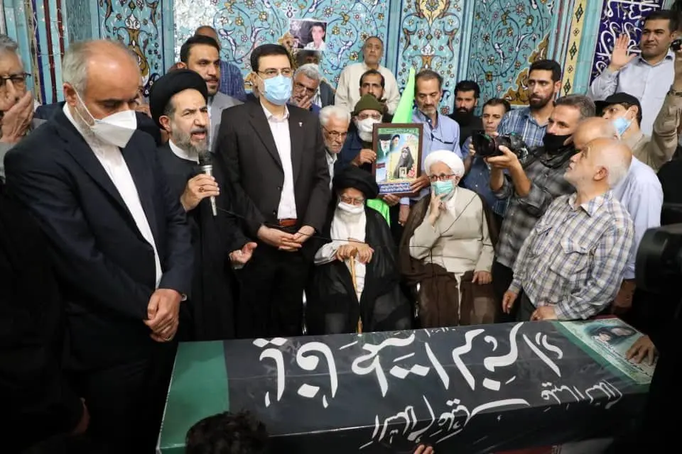 برگزاری مراسم تشییع پیکر مادر ژاپنی شهید دفاع مقدس محمد بابایی در منطقه ۱۳