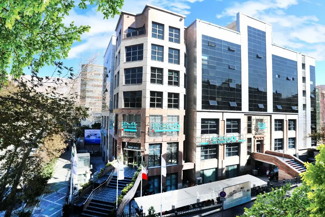 درخشش بانک دی در شاخص‌های عملکردی در بین بانک‌های خصوصی در سال 99
