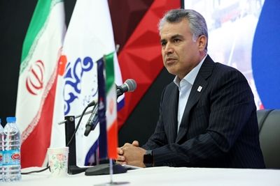 دعوت مدیرعامل شرکت نفت مناطق مرکزی از هلدینگ های پتروشیمی برای سرمایه گذاری در میادین گازی

