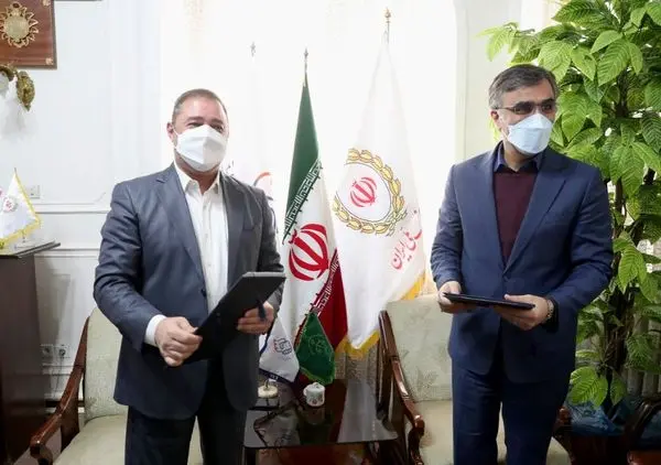 امضای تفاهم نامه همکاری میان بانک ملی ایران و صنف جایگاه های سوخت کشور